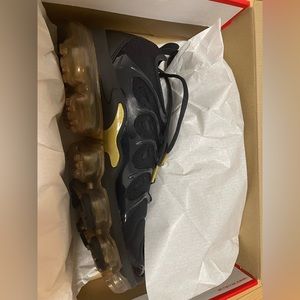 Nike vapormax plus men shoes